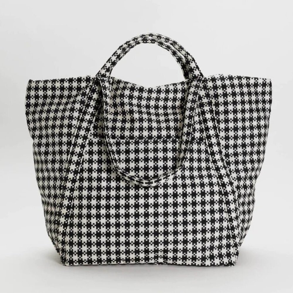 NWT Baggu Travel Cloud Bag, Black & White Pixel Gingham - Picture 1 of 6